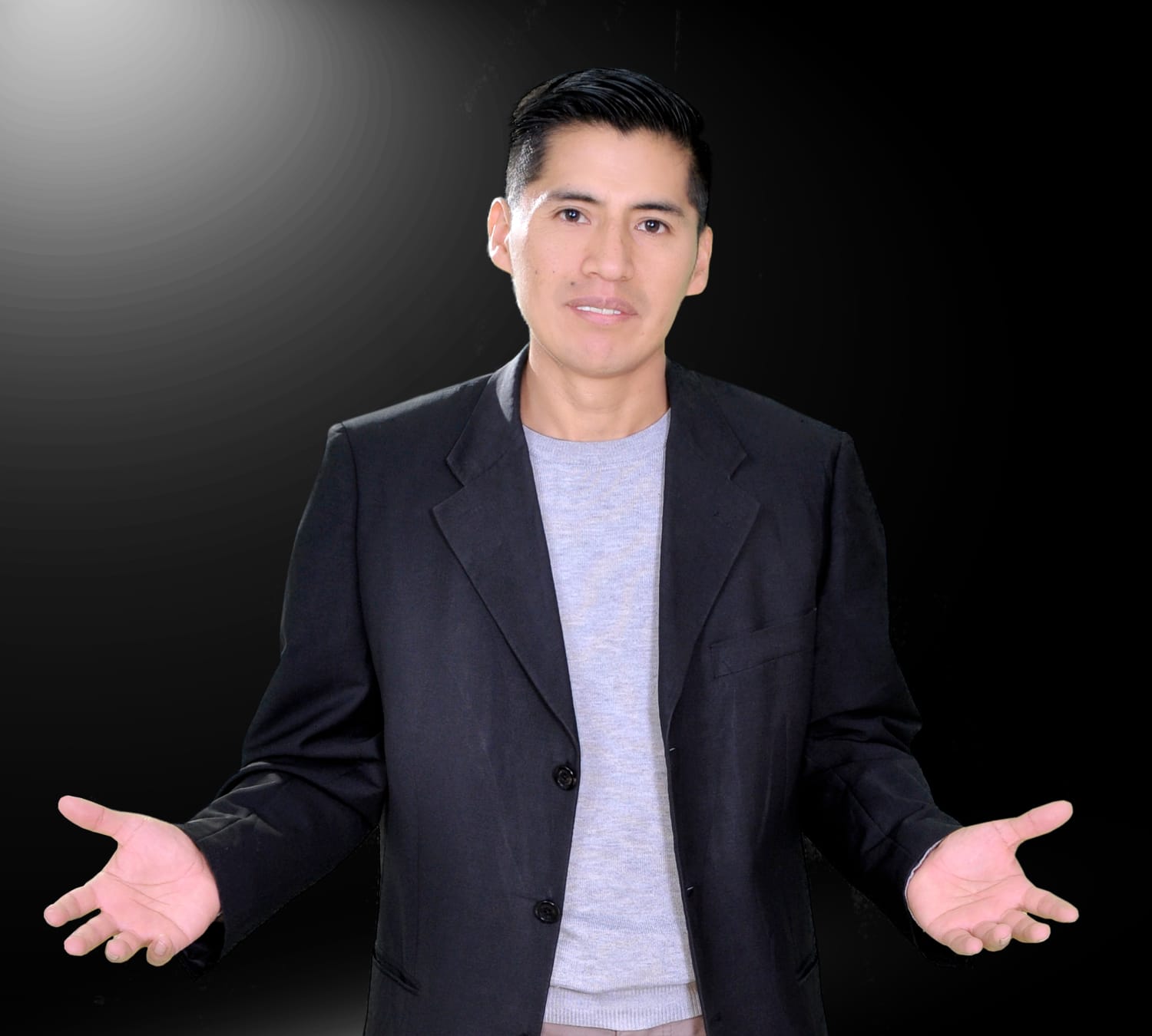 Raúl Salomon, Fundador